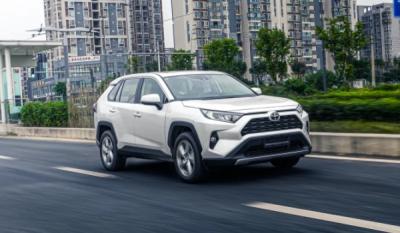 RAV4荣放2.0版本油耗高吗 油耗是很经济(一公里才0.49元)
