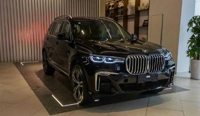 宝马x7多少钱2021款价 落地价高达百万往上(全款价报价111.49万元起)