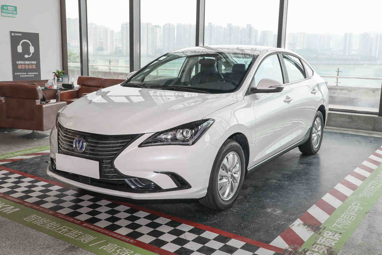 长安逸动ev460最新价格 厂商裸车指导价